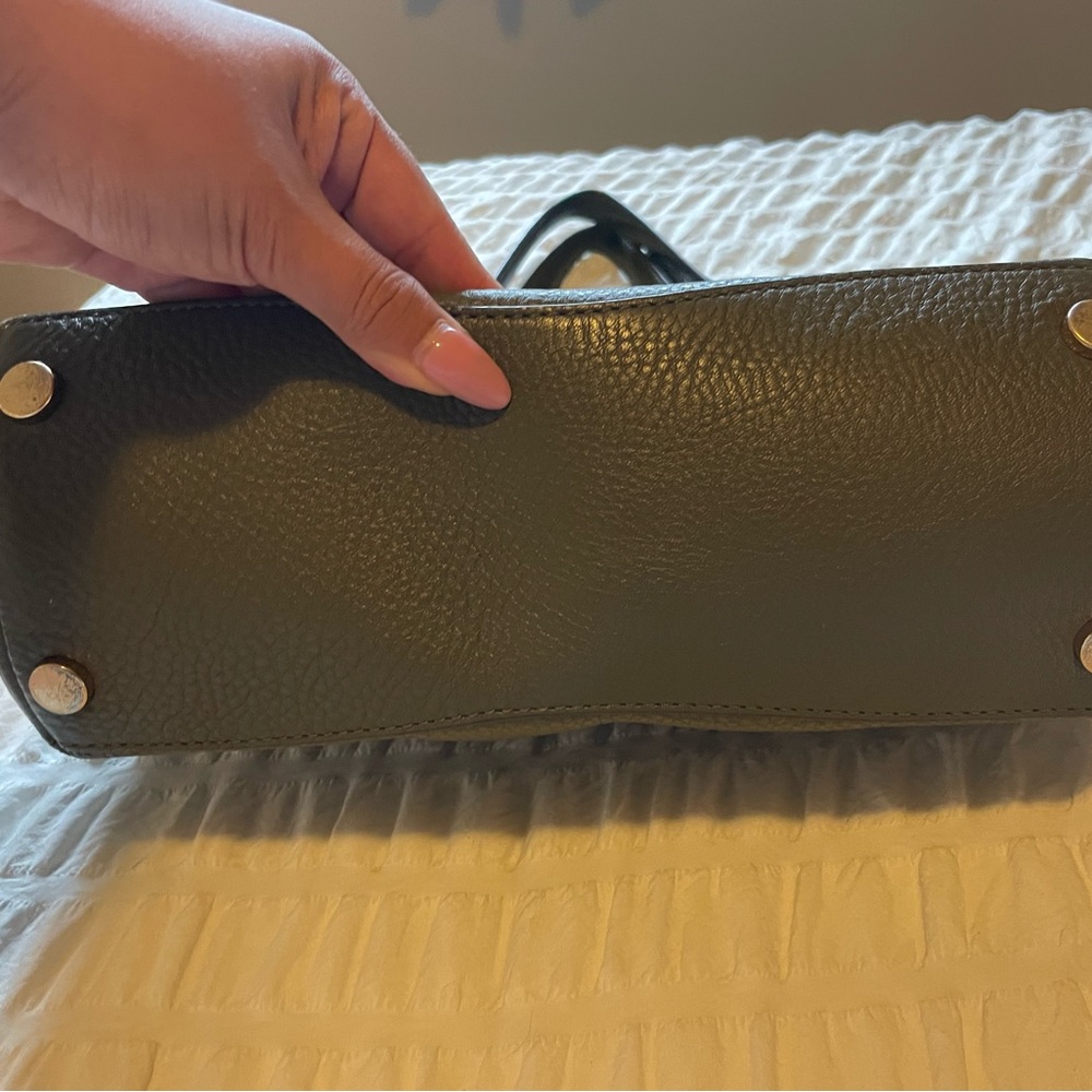 Raven Medium Pebbled Leather Michael Kors Bag